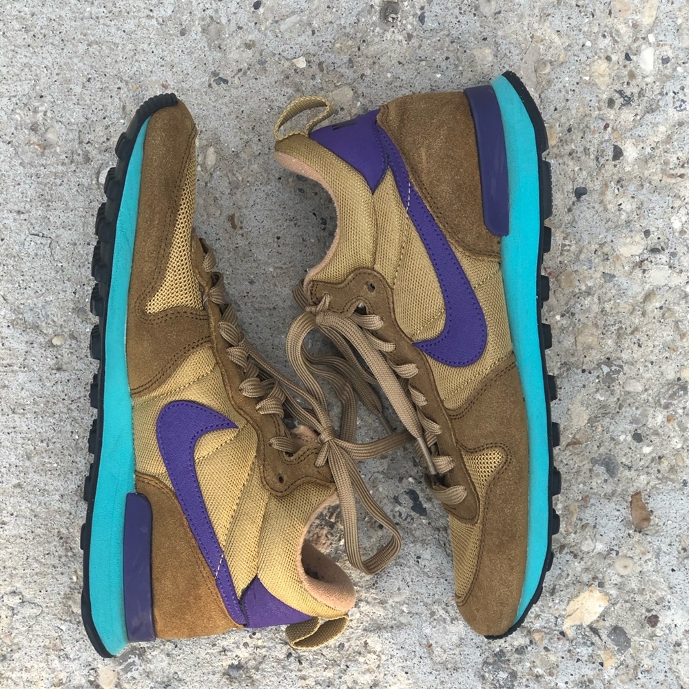 Nike Internationalist Mid